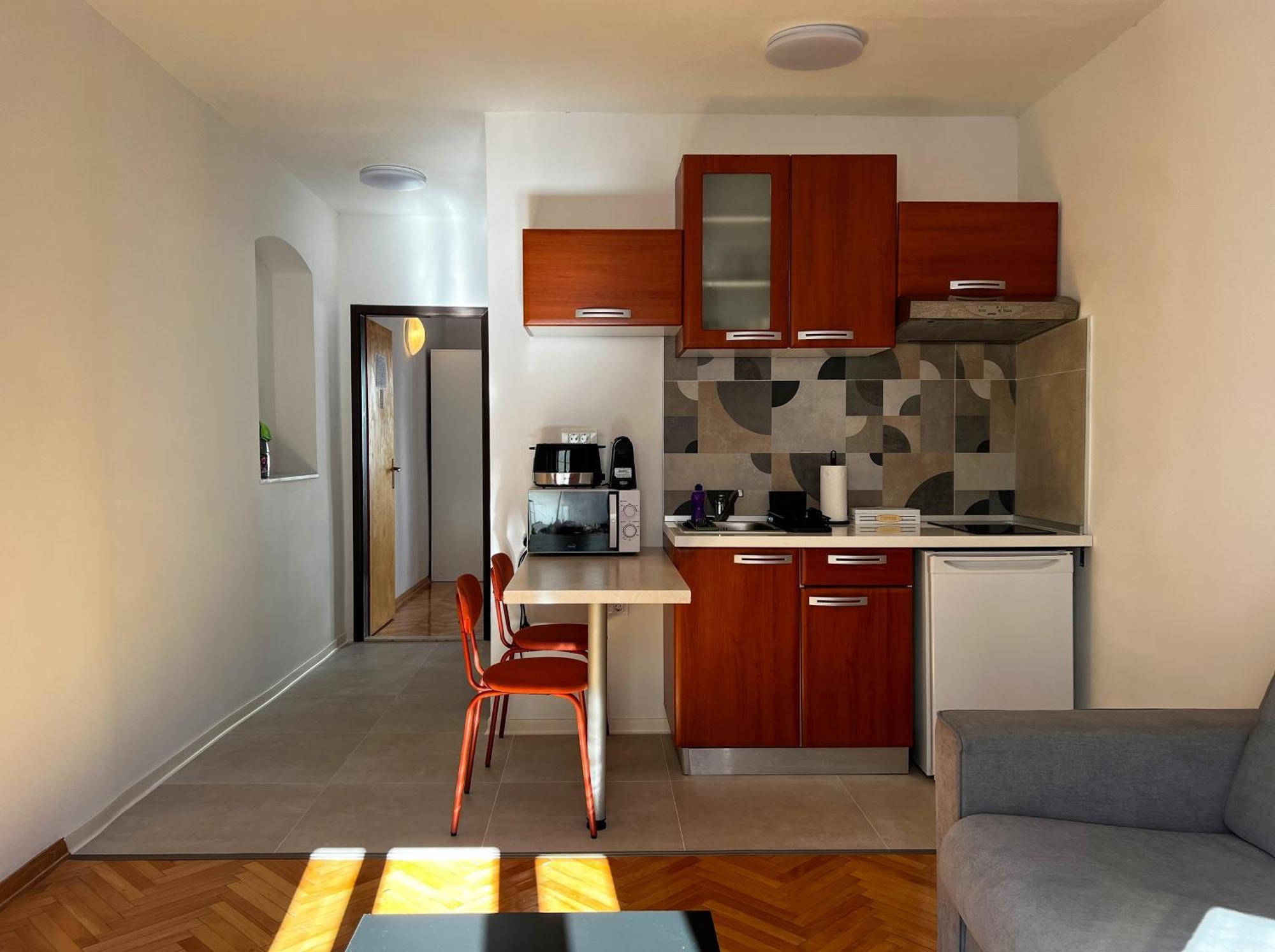 Appartement Pansion Palme à Drvenik  Extérieur photo