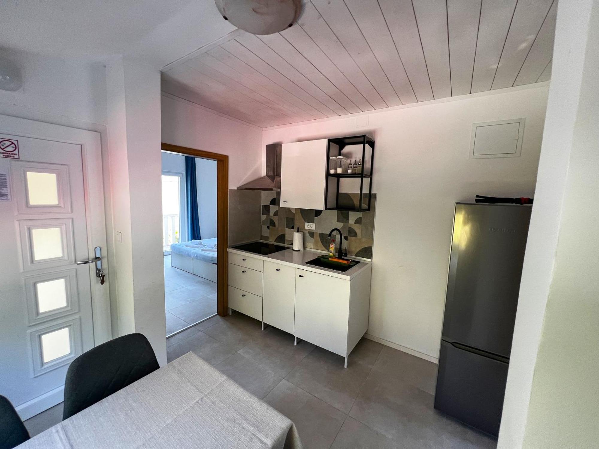 Appartement Pansion Palme à Drvenik  Extérieur photo